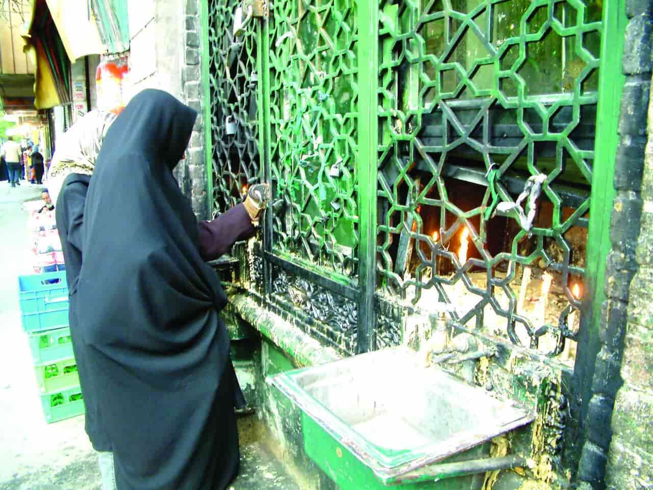 سقاخانه چیست و چه کارکردی داشته است؟