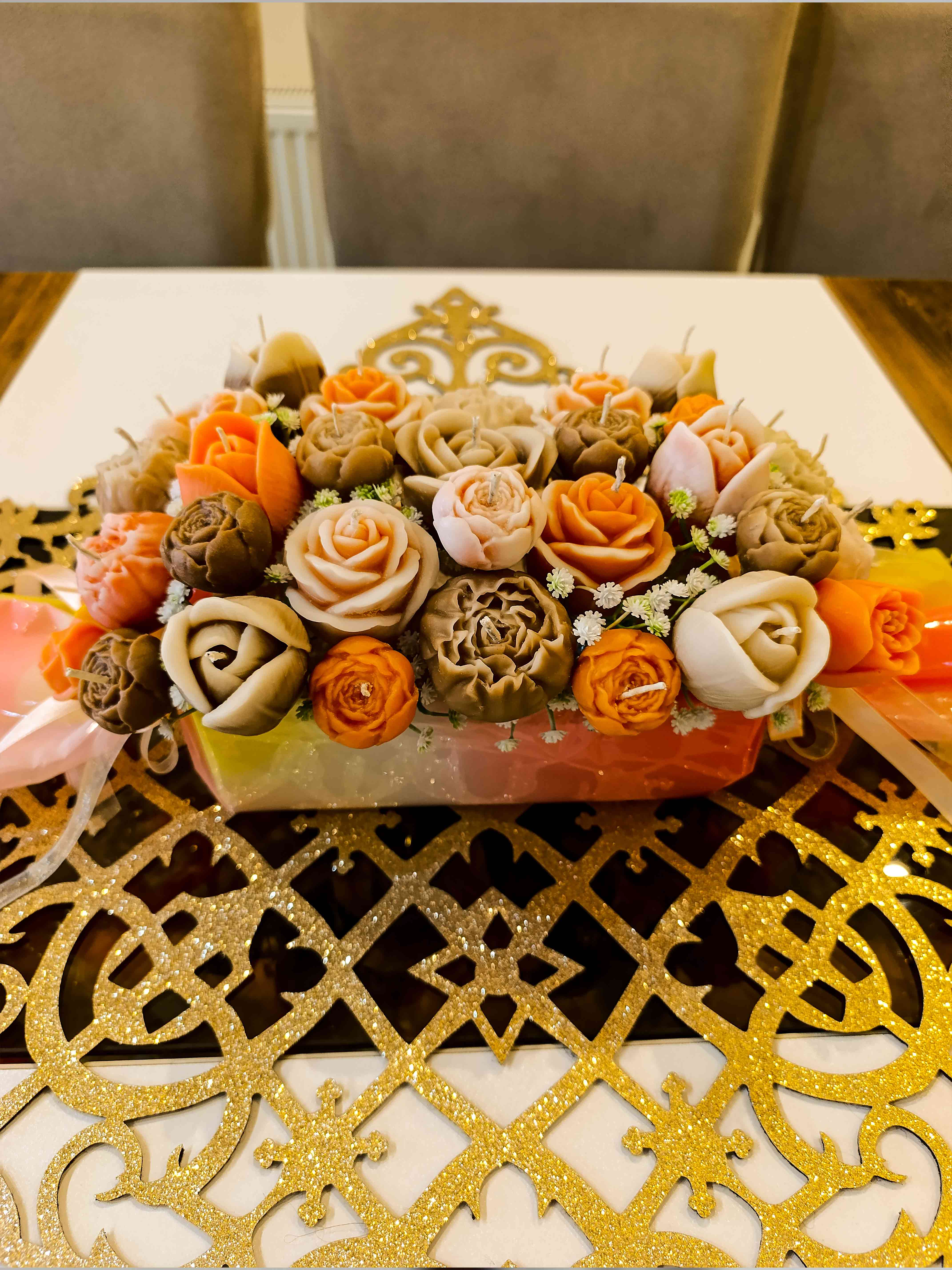 باکس گل با شمع معطر