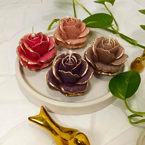 شمع دکوری گل رز بزرگ لب طلایی دستساز