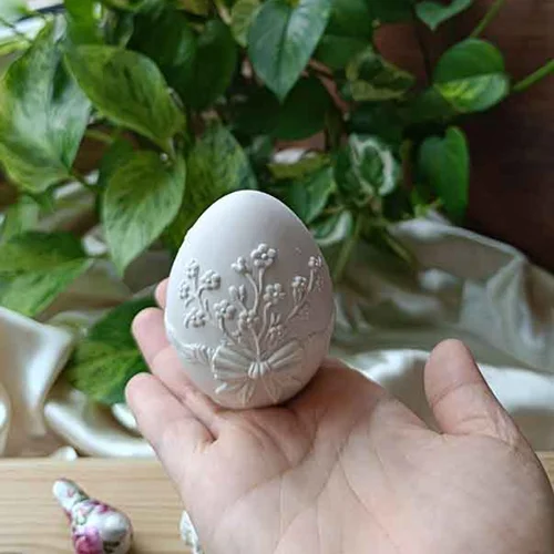 بیس خام و قالب سیلیکونی تخم مرغ عید