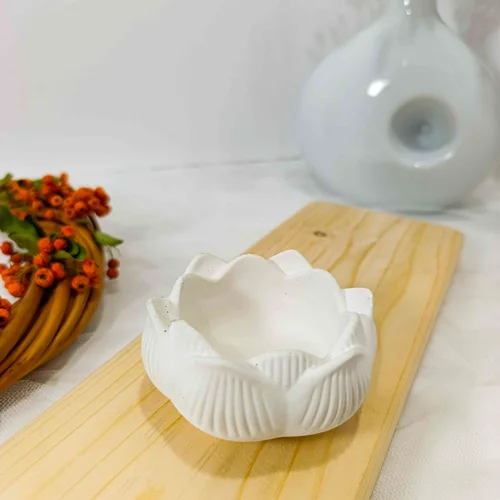 ظرف سنگ مصنوعی طرح گل نیلوفر